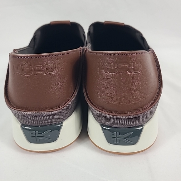 NEW KURU Pace Men's Slip On Deck Sneaker Dark Ash/White/Rich Walnut Sz 13 - Picture 5 of 9
